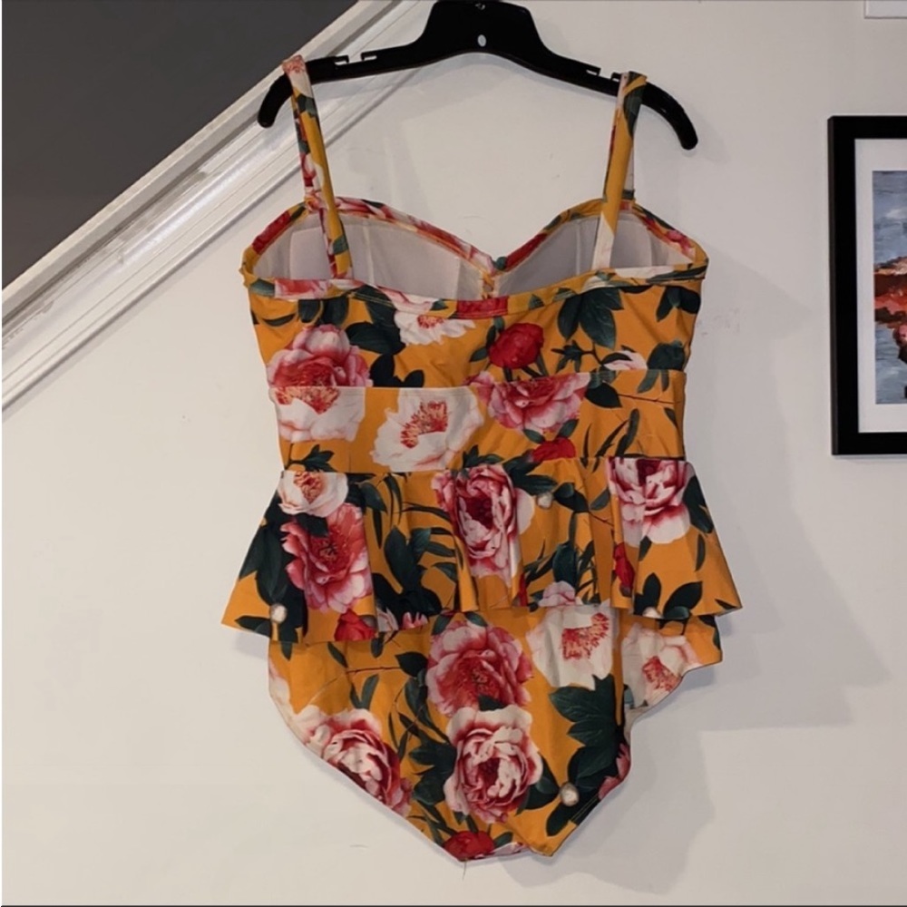 Torrid yellow floral peplum swimsuit - Picture 5 of 10